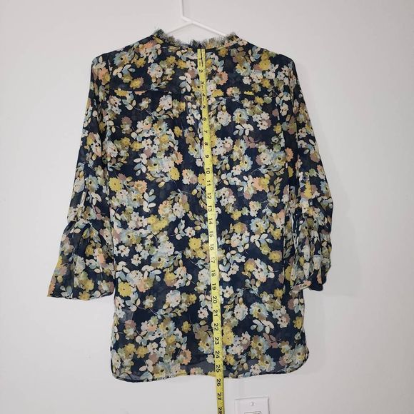 Blue floral blouse size xs - Picture 3 of 5